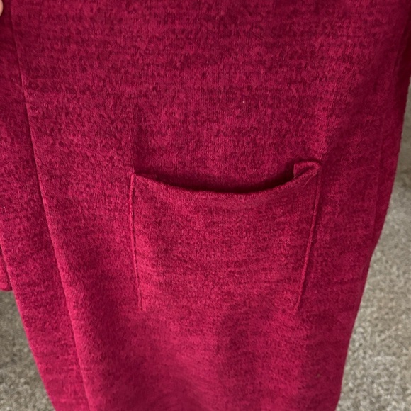 Women's Red Open Front Cardigan Sweater SZ 1X - Picture 3 of 4